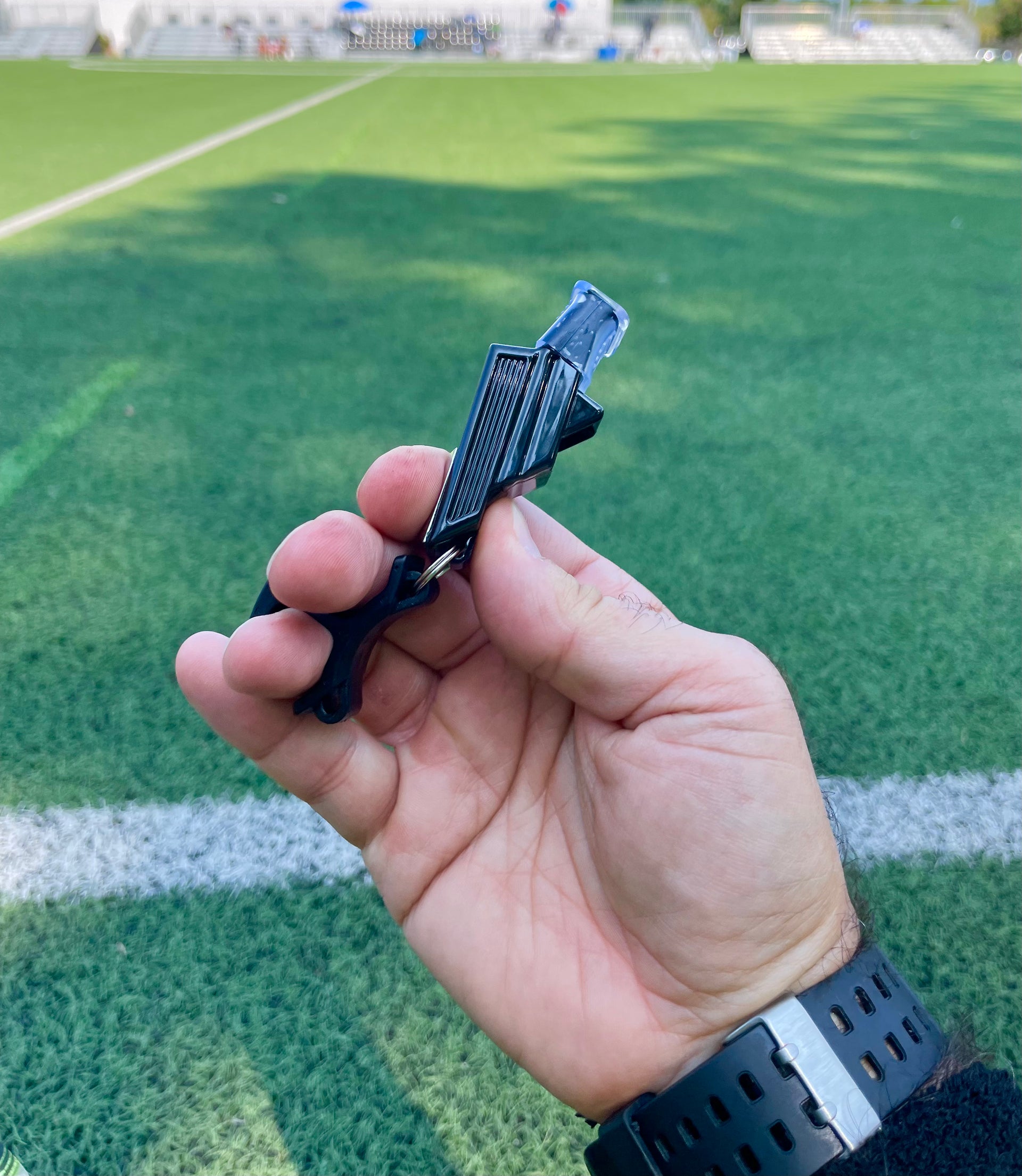 Whistle + Finger Grip 